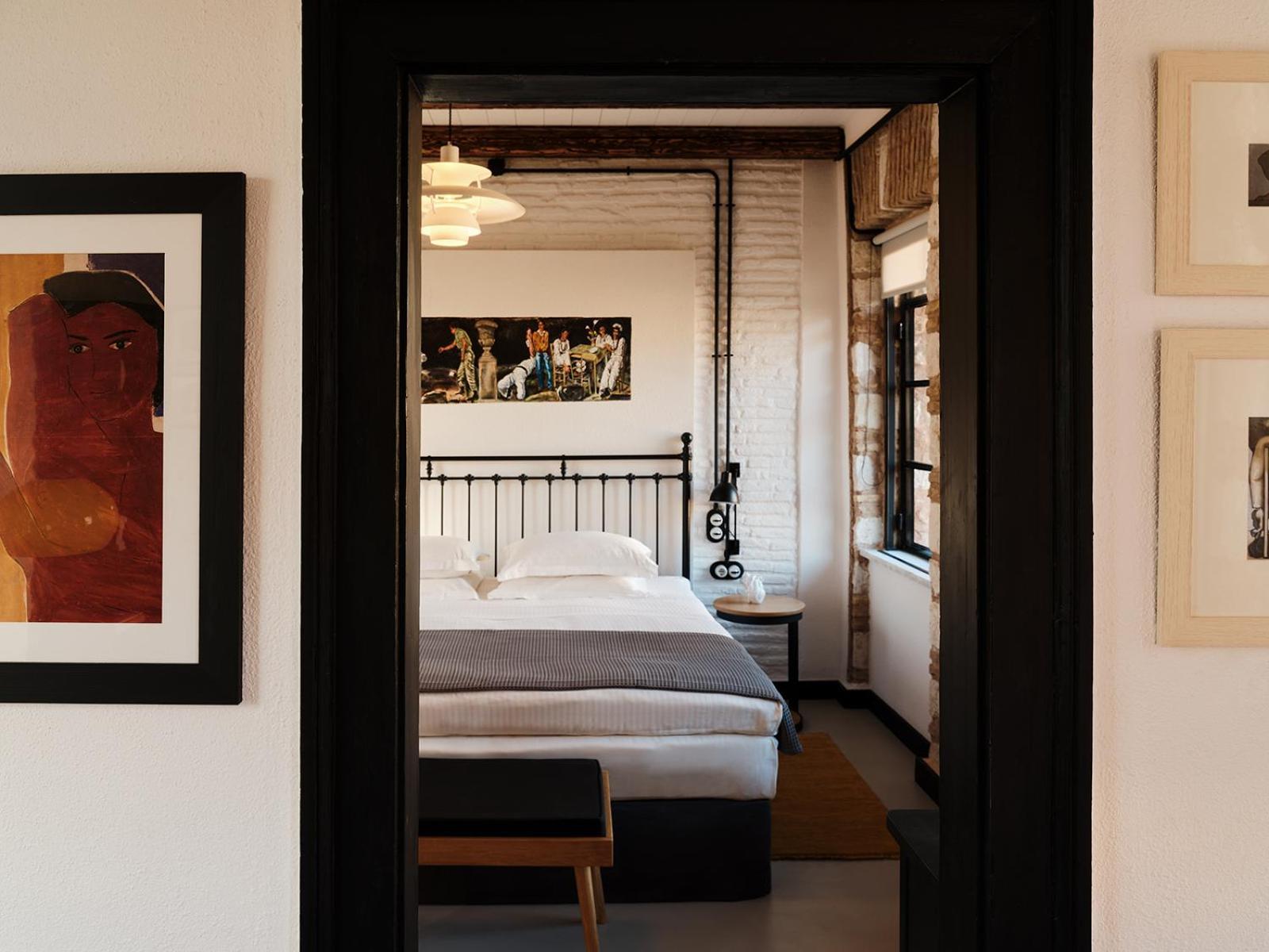 Not Hotel Athena Bagian luar foto